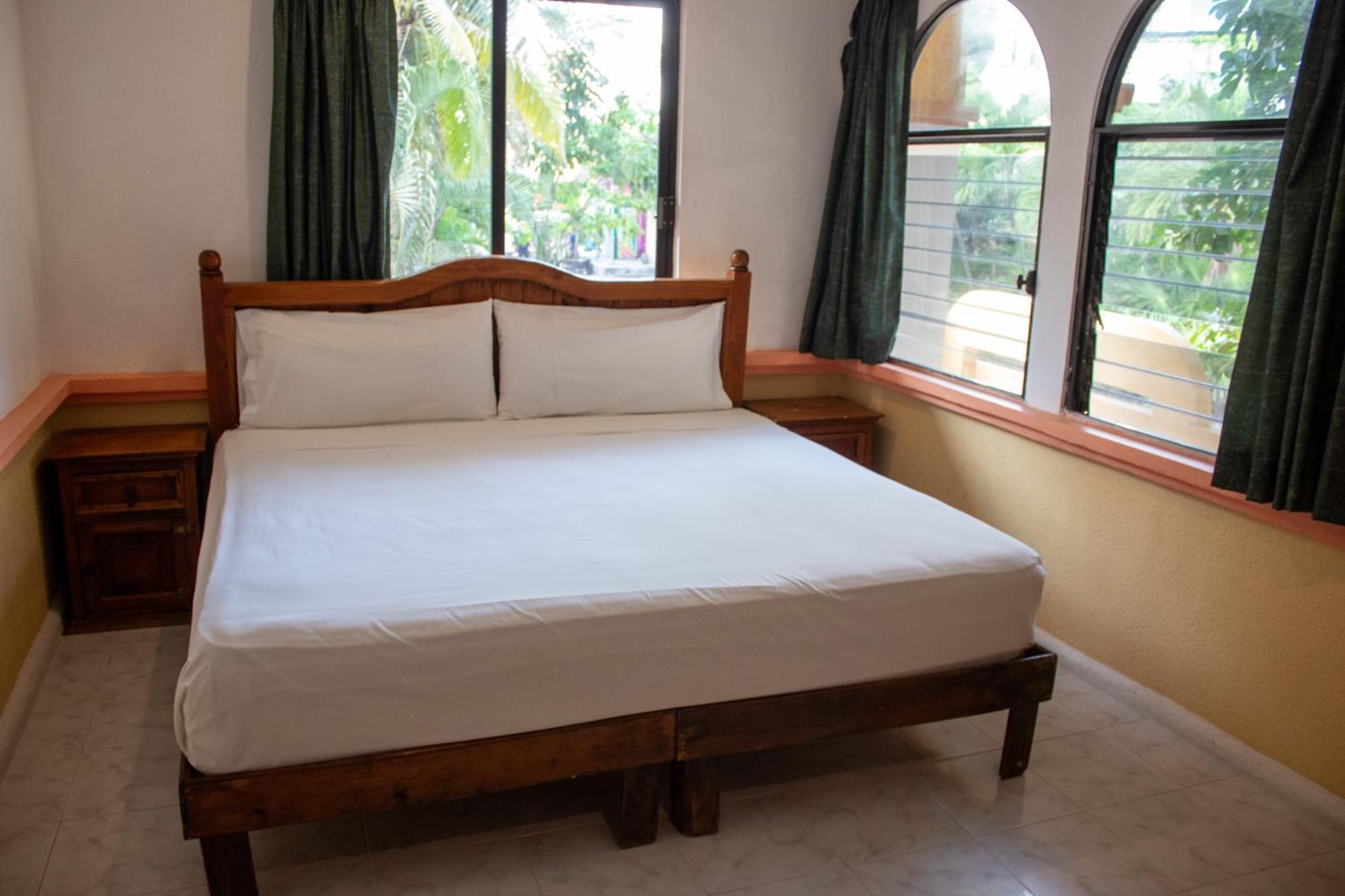 Hotel Vista Caribe 5Ta Av A 5 Pasos De La Playa Playa del Carmen Buitenkant foto