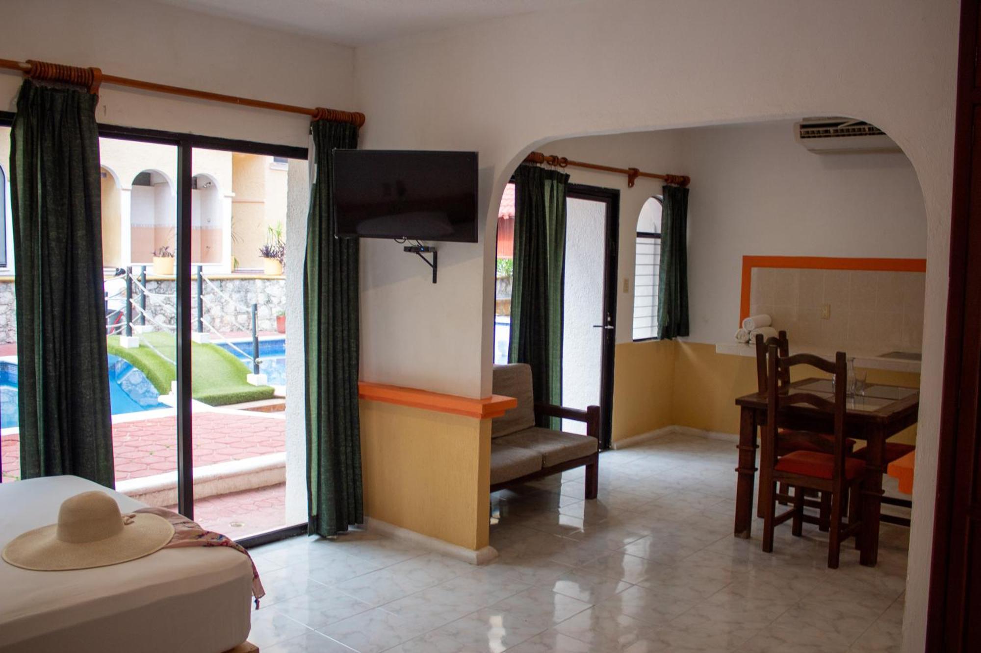 Hotel Vista Caribe 5Ta Av A 5 Pasos De La Playa Playa del Carmen Buitenkant foto